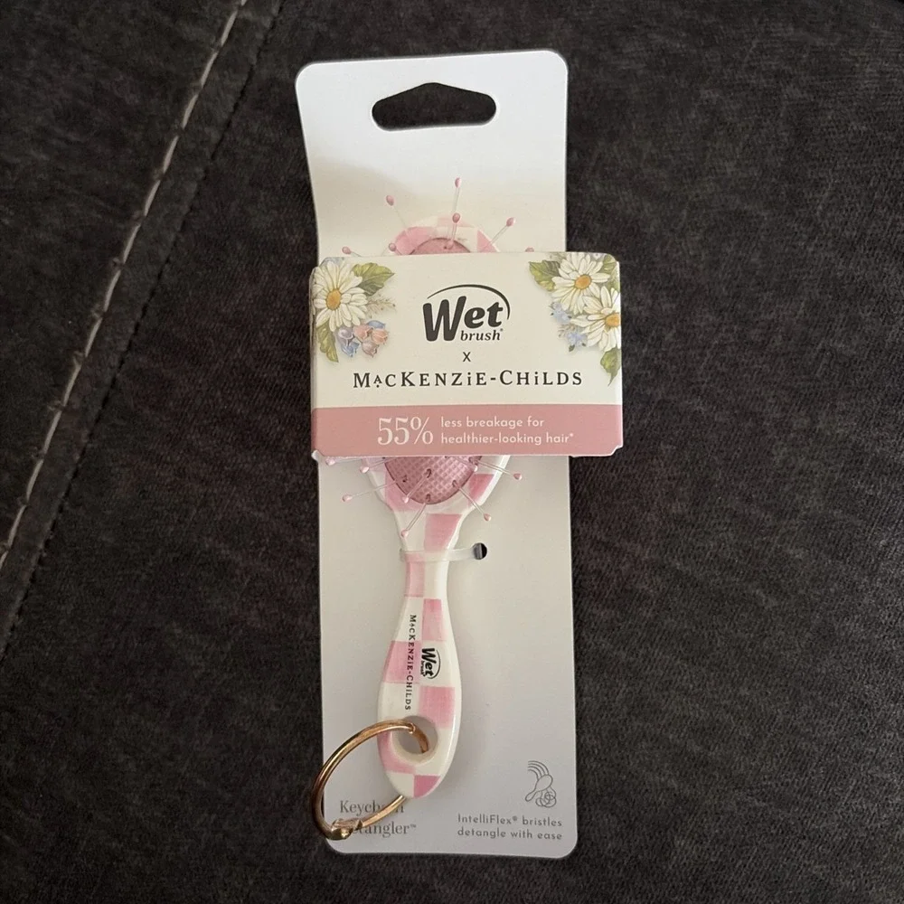 MacKenzie Childs x Wet Brush Keychain Detangler Hair Brush * PINK ROSY CHECK